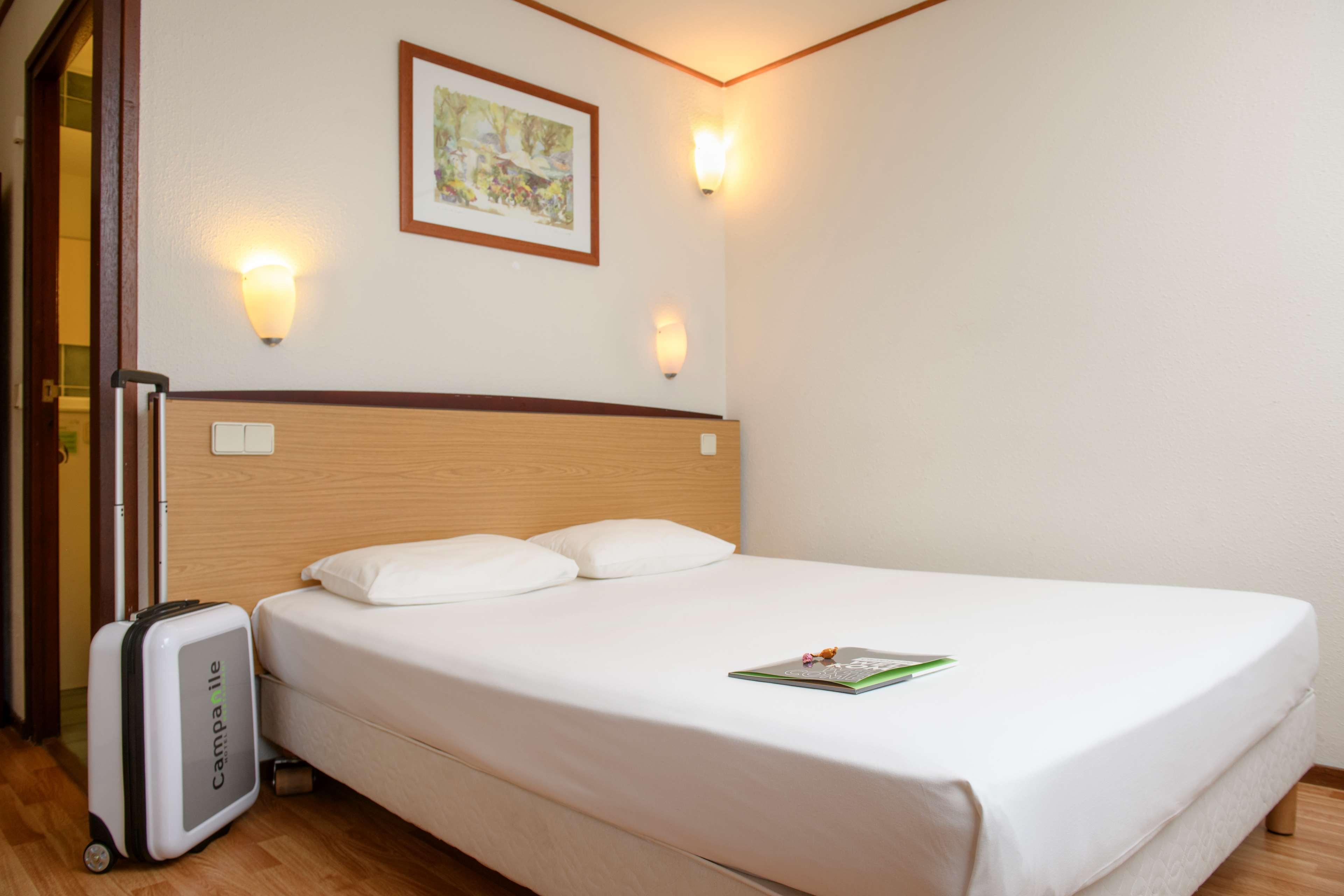 Campanile & Restaurant 3*